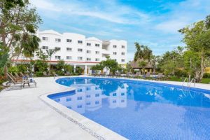 Courtyard by Marriott Cancun Airport